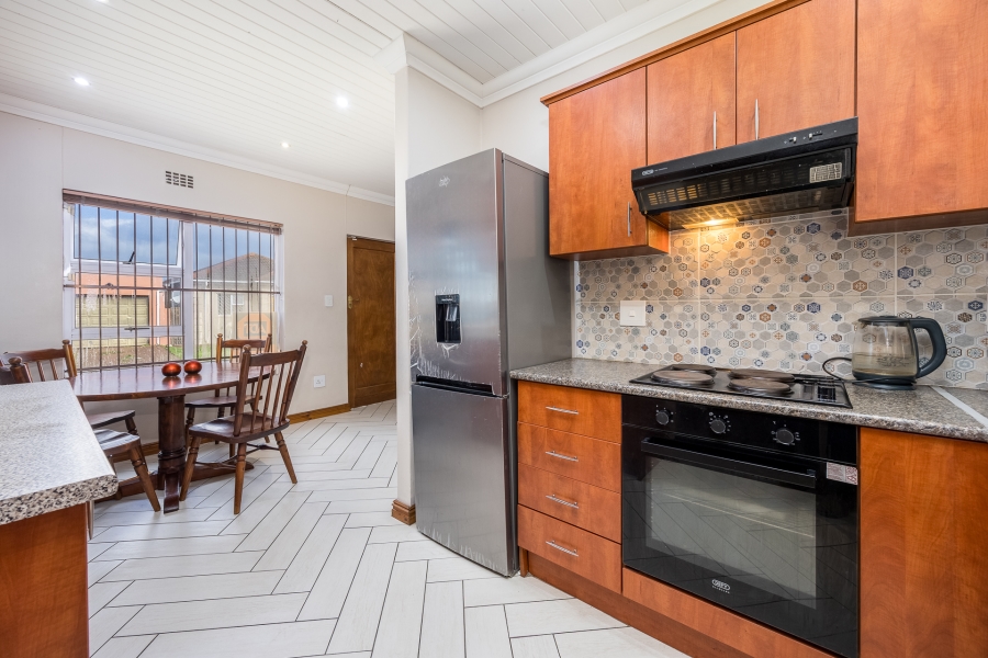 2 Bedroom Property for Sale in Hagley Western Cape